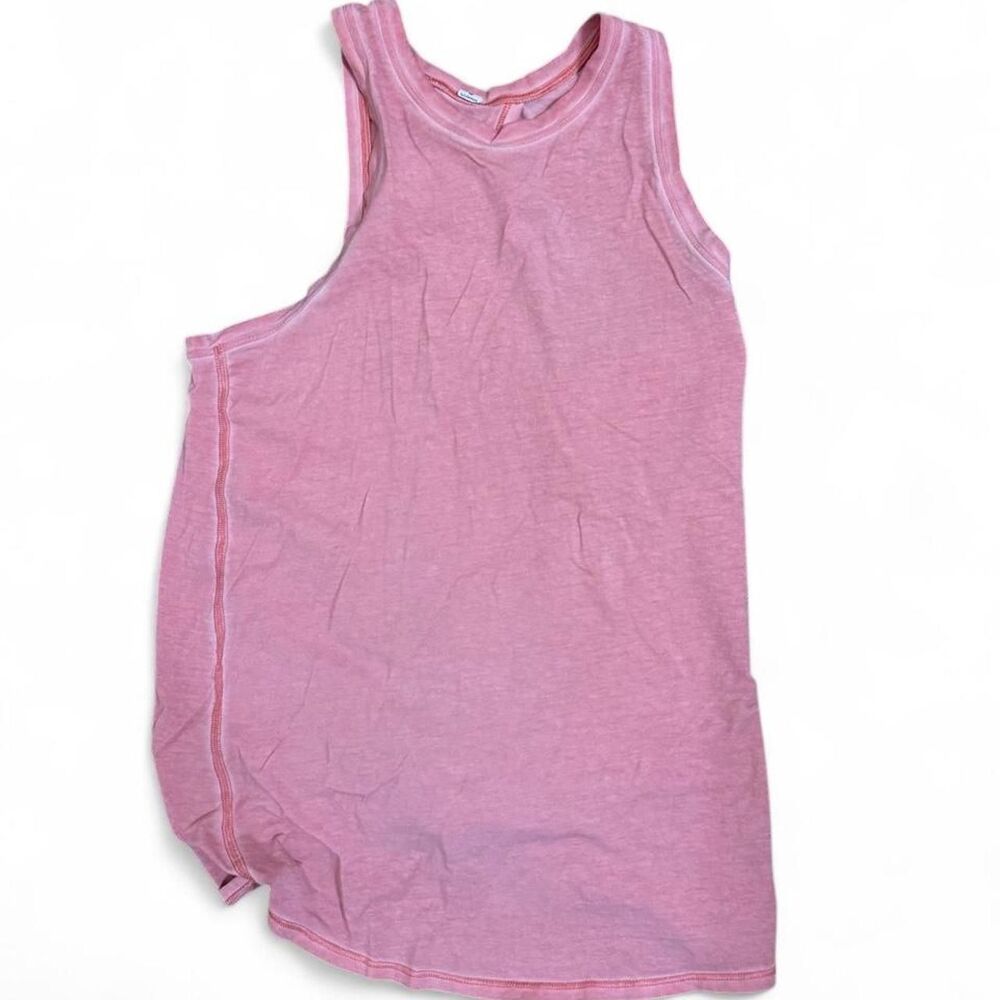 Lululemon Women's Pink Tank Top
